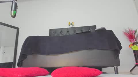 martina online show from 05-15-26, 11:45