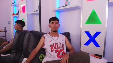 Snapshot of salomonn_17 chatting on 03-18-26, 09:40 Salomon online show from 03-18-26, 09:40