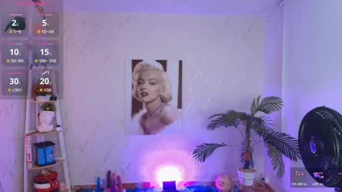 Snapshot of saloomee__ chatting on 04-25-26, 10:40 SALOME online show from 04-25-26, 10:40