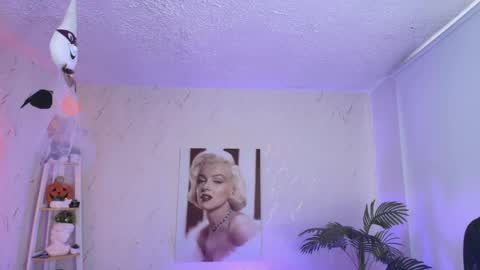 Snapshot of saloomee__ chatting on 05-01-26, 11:37 SALOME online show from 05-01-26, 11:37