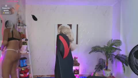 Snapshot of saloomee__ chatting on 05-11-26, 11:27 SALOME online show from 05-11-26, 11:27