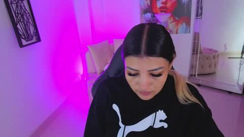 Snapshot of saloomee__ chatting on 05-24-26, 11:04 SALOME online show from 05-24-26, 11:04