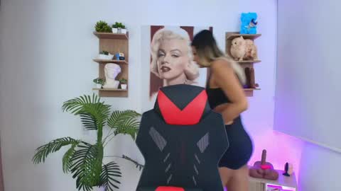 Snapshot of saloomee__ chatting on 06-03-26, 10:51 SALOME online show from 06-03-26, 10:51
