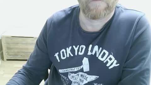 Saltimbanquier  Salt  ou  Banquier  online show from 04-11-26, 08:57