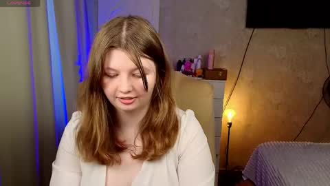 Snapshot of salut_love chatting on 04-03-26, 03:32 Ruby online show from 04-03-26, 03:32