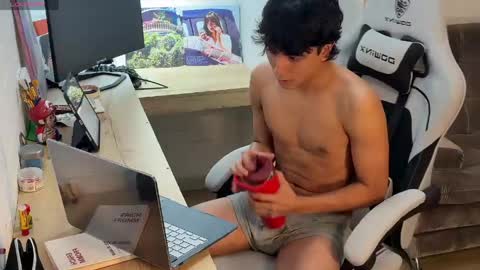 salvatore_montt online show from 04-21-26, 12:45