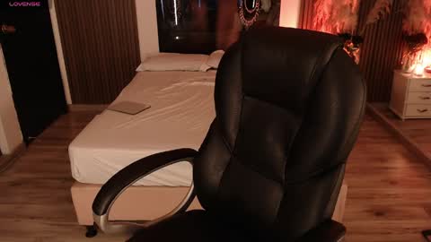 Snapshot of sam_mansson66 chatting on 05-11-26, 02:45 SAM MANSON online show from 05-11-26, 02:45