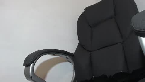 Snapshot of sam_vitale chatting on 12-08-24, 08:25 Sam Vitale online show from 12-08-24, 08:25