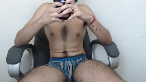 Snapshot of sam_vitale chatting on 12-17-24, 09:16 Sam Vitale online show from 12-17-24, 09:16