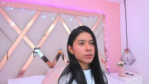 Snapshot of samantaa_shy chatting on 06-30-26, 02:56 sam online show from 06-30-26, 02:56