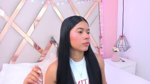 Snapshot of samantaa_shy chatting on 07-19-26, 03:54 sam online show from 07-19-26, 03:54