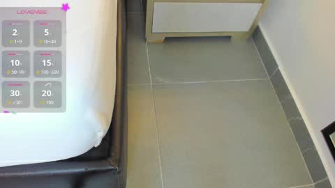 S A M A N T H A online show from 04-09-26, 06:19