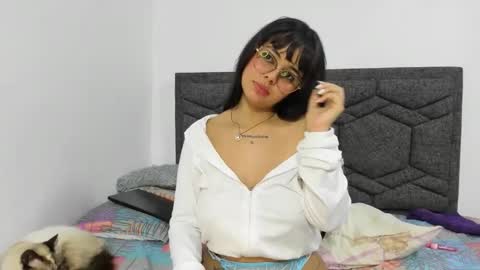samantha cherry  online show from 03-20-26, 09:30