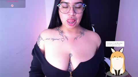 Snapshot of samantha_devil_ chatting on 04-15-26, 08:31 Samanta online show from 04-15-26, 08:31