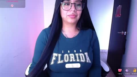 Snapshot of samantha_devil_ chatting on 04-22-26, 09:05 Samanta online show from 04-22-26, 09:05