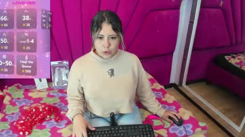 Ashley Giseth Arenas Molina online show from 06-24-26, 01:32