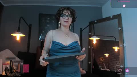 Snapshot of samantha_mature56 chatting on 03-14-26, 02:28 Sam online show from 03-14-26, 02:28