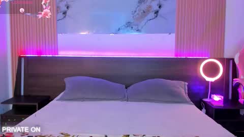 Snapshot of samantha_moons chatting on 01-10-26, 12:12 samantha_moons online show from 01-10-26, 12:12