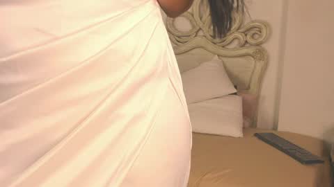Samantha online show from 05-16-26, 11:57