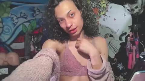 Snapshot of samanthasayten chatting on 12-17-25, 08:59 Samantha SayTen online show from 12-17-25, 08:59