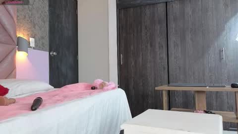 Sara  online show from 03-20-26, 11:37