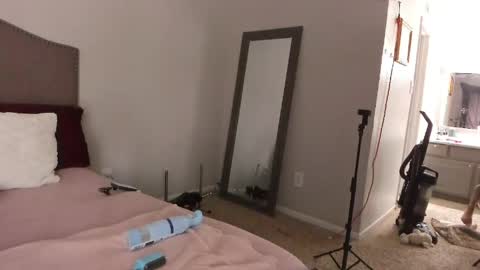 Yaya online show from 04-05-26, 07:33