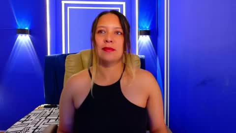 Snapshot of sami_1_8 chatting on 05-26-26, 04:30 Samy online show from 05-26-26, 04:30