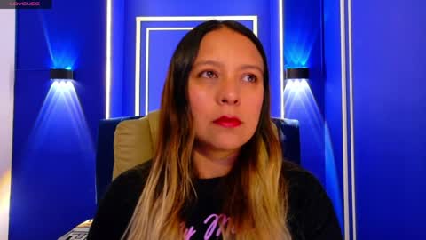 Snapshot of sami_1_8 chatting on 05-28-26, 04:26 Samy online show from 05-28-26, 04:26