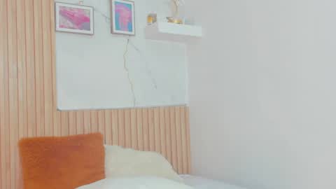 Samanta online show from 04-15-26, 09:37