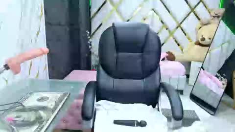 Luisa online show from 03-10-26, 11:37