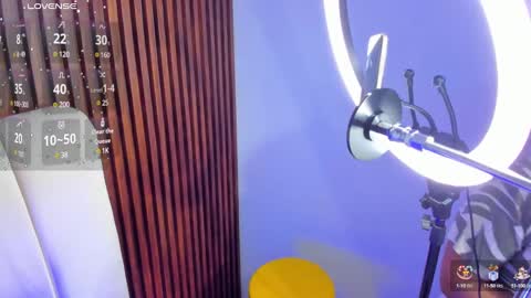 Snapshot of sammy__evanns chatting on 01-12-25, 03:49 Sammy Evanns online show from 01-12-25, 03:49