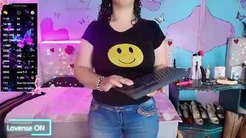 Snapshot of sammy_mature_ chatting on 07-06-26, 10:56 Sammy online show from 07-06-26, 10:56