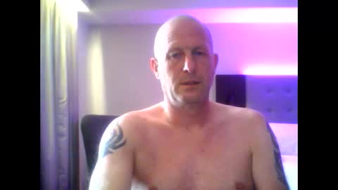 sammyb1821 online show from 05-11-26, 02:23