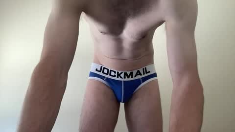 Snapshot of samt2527 chatting on 12-23-25, 12:41 SamT online show from 12-23-25, 12:41