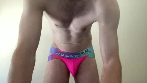 Snapshot of samt2527 chatting on 01-07-26, 01:30 SamT online show from 01-07-26, 01:30