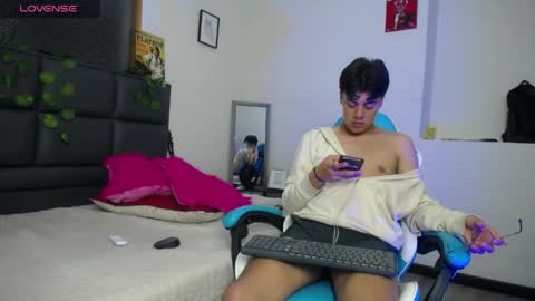 samuel_dark online show from 04-11-26, 12:48
