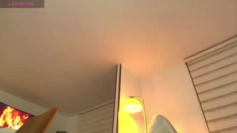 Snapshot of samy_jonnes_ chatting on 06-11-26, 02:53 Hello I am absent due to a family calamity I will return soon-hola estoy ausente por un problema familiar volvere pronto. online show from 06-11-26, 02:53