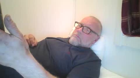 sandnesrune523 online show from 02-17-26, 04:57