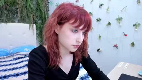 Snapshot of sandra_crazy chatting on 03-18-26, 10:35 ElizaNik online show from 03-18-26, 10:35