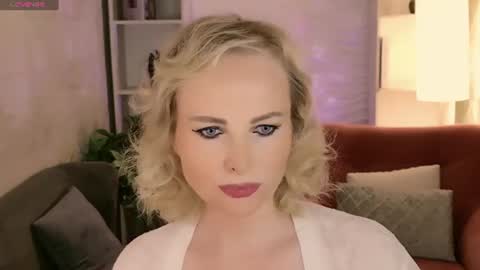 Snapshot of sandra_kind chatting on 07-14-26, 05:23 Sandra online show from 07-14-26, 05:23