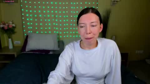 Snapshot of sandra_rosss chatting on 07-18-26, 12:59 Sandra online show from 07-18-26, 12:59