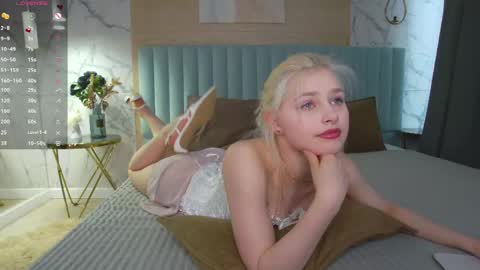 Snapshot of sandyshayes chatting on 04-28-26, 05:45 Sandy online show from 04-28-26, 05:45