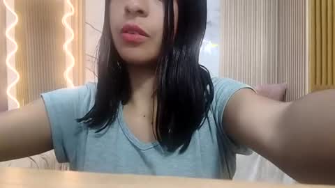 Snapshot of sandyy_tay chatting on 06-18-26, 09:14 sandyy_tay online show from 06-18-26, 09:14