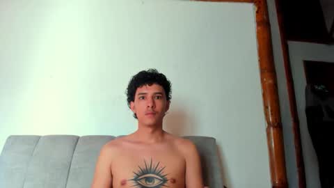 Snapshot of santi_twink19 chatting on 05-24-26, 01:27 santi_twink19 online show from 05-24-26, 01:27
