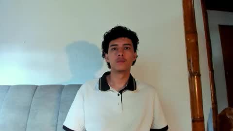 Snapshot of santi_twink19 chatting on 06-02-26, 01:02 santi_twink19 online show from 06-02-26, 01:02