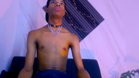 Santiiiiii  online show from 04-14-26, 04:07