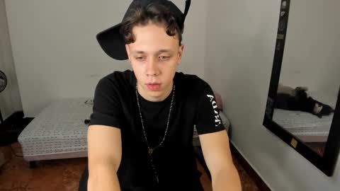 Julius Novachrono  online show from 03-06-26, 08:44