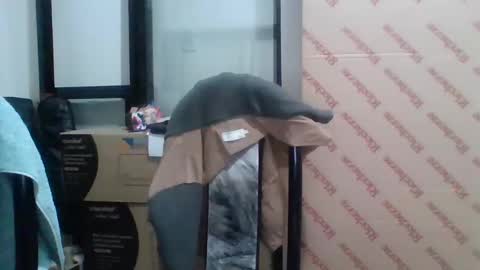 Snapshot of santilarosa1 chatting on 12-08-24, 01:46 santilarosa1 online show from 12-08-24, 01:46