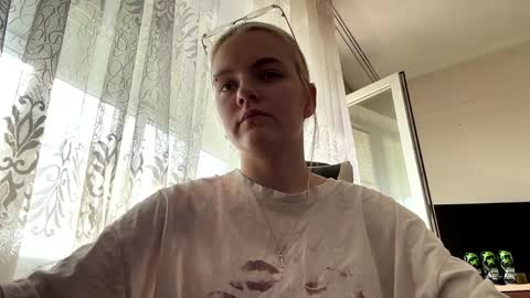 Rina online show from 05-30-26, 10:34