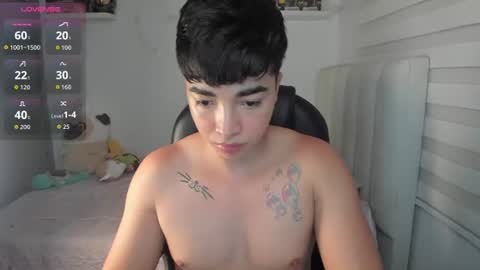 Snapshot of santy7u7 chatting on 07-14-26, 01:50 Mr. Santiago online show from 07-14-26, 01:50